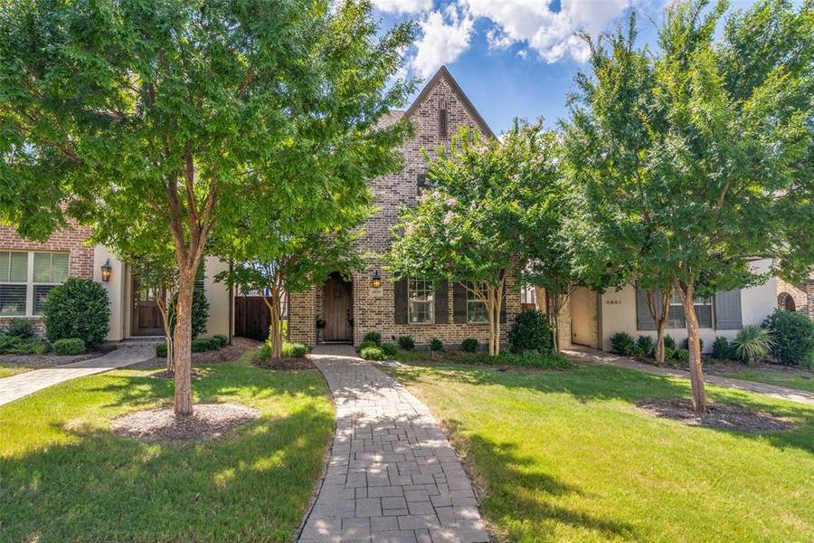 4839 Isleworth Drive, Irving, TX 75038