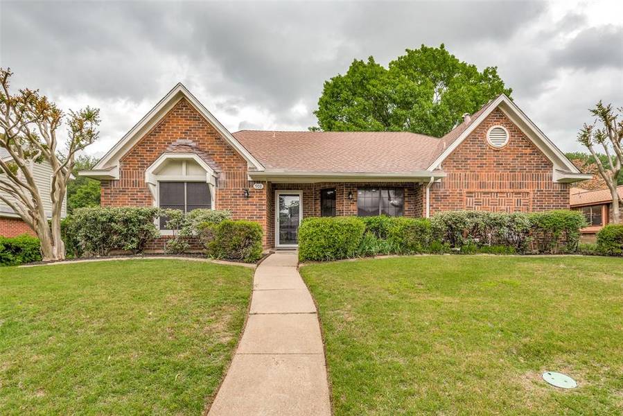 908 Aspen Drive, Desoto, TX 75115