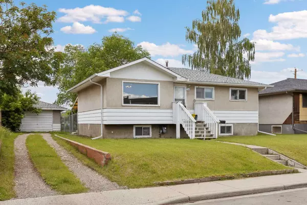 Calgary, AB T3B2T7,3719 Bow Anne RD NW