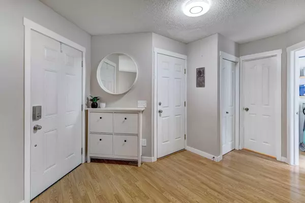 Calgary, AB T3A 5K2,104 Hidden Spring Close NW