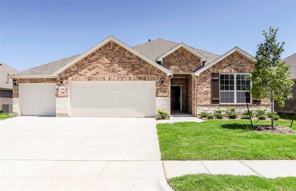 1401 Millican Lane, Aubrey, TX 76227