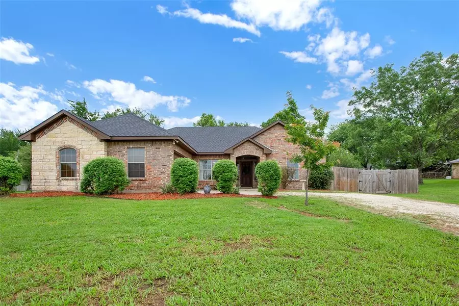 505 W Locust Street, Collinsville, TX 76233