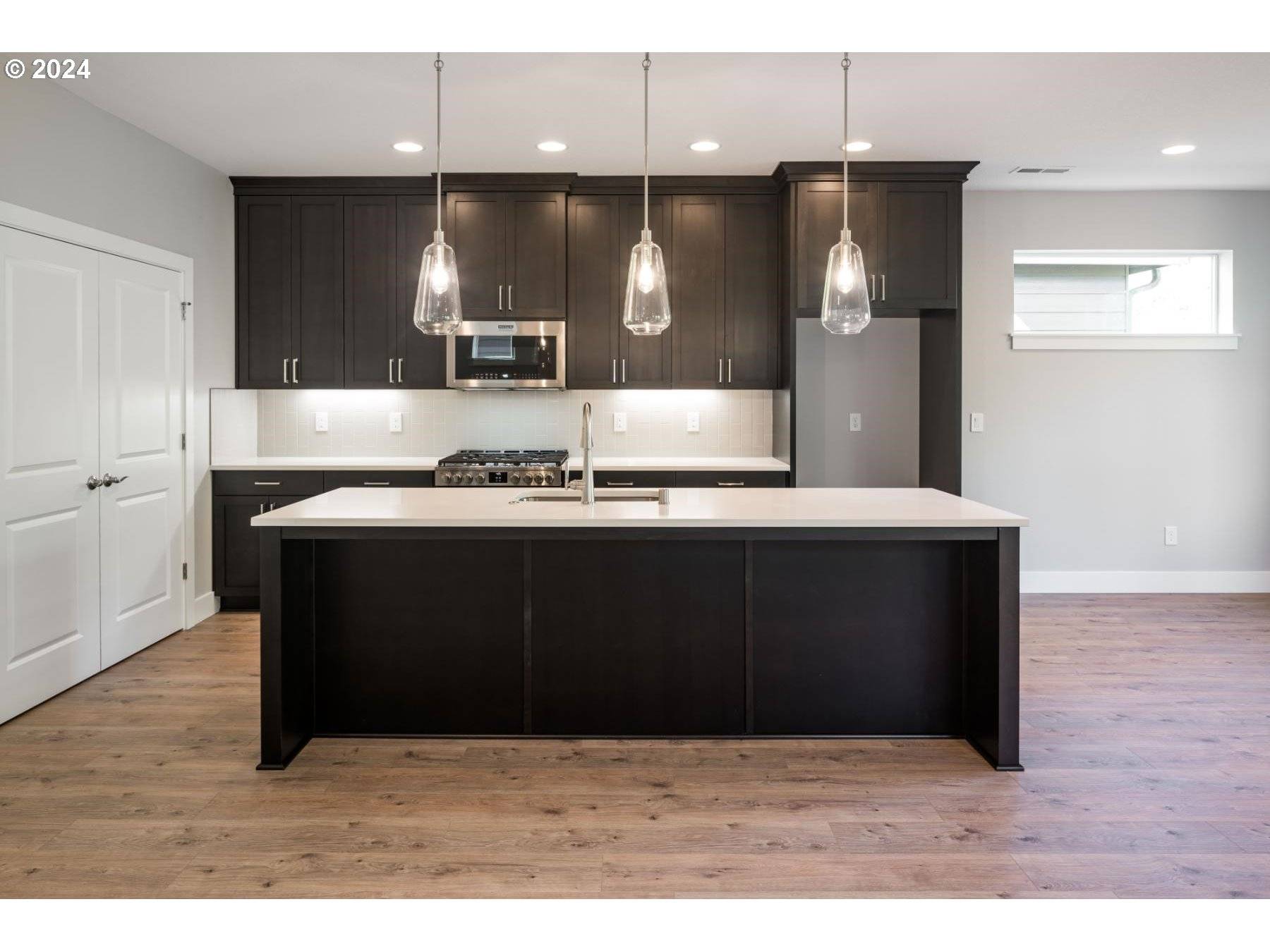 Ridgefield, WA 98642,17515 NW 7th AVE