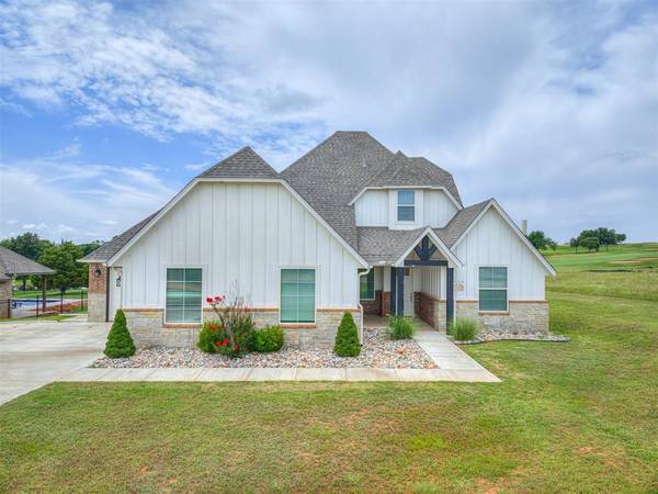 2289 Summit Circle, Blanchard, OK 73010