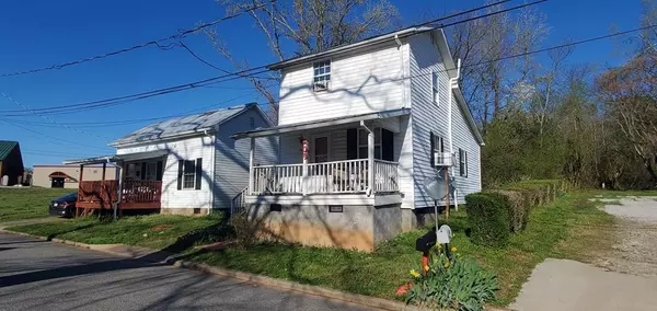 407&409 Brook Avenue, South Hill, VA 23970