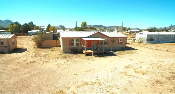 4002 N Peachtree CIR, Alpine, TX 79830