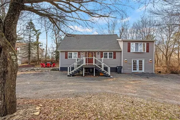 1591 Clover Road, Tobyhanna Twp, PA 18334