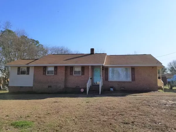 140 Valley Drive, Roanoke Rapids, NC 27870