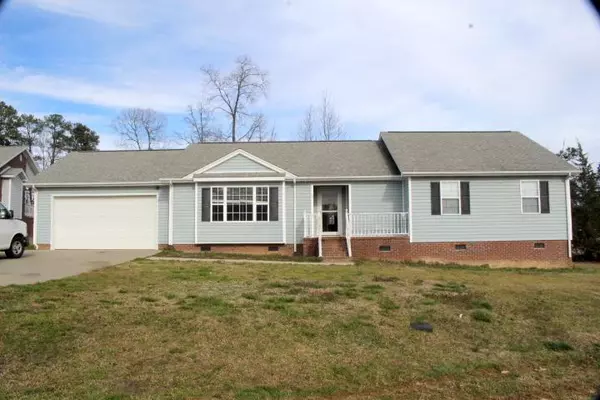 65 Canterbury Court, Roanoke Rapids, NC 27870