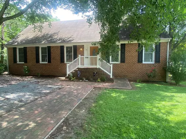 632 Hamilton Street, Roanoke Rapids, NC 27870