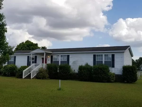 21 Meadowview Dr., Roanoke Rapids, NC 27870