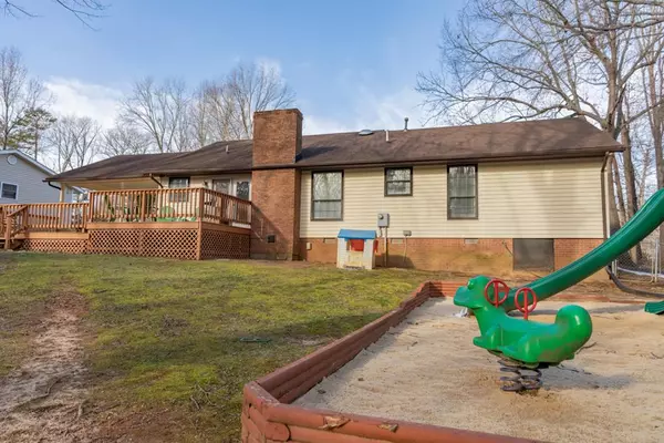 412 Benton St, South Hill, VA 23970