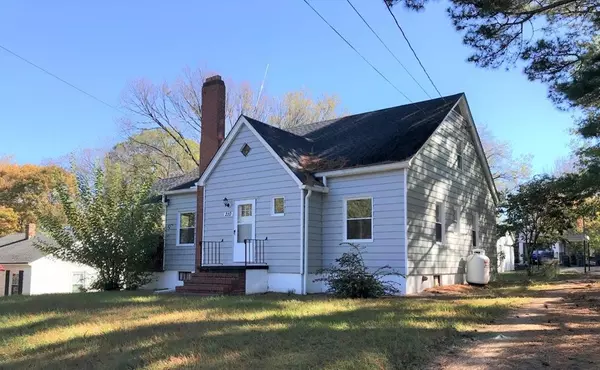 210 N. Brunswick, South Hill, VA 23970