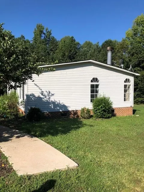 Boydton, VA 23917,2561 Mineral Springs Rd