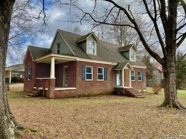 86 Washington Street, Boydton, VA 23917