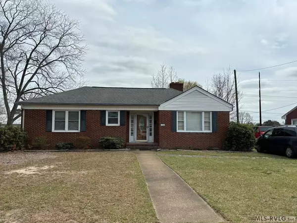 1220 Charlotte Street, Roanoke Rapids, NC 27870