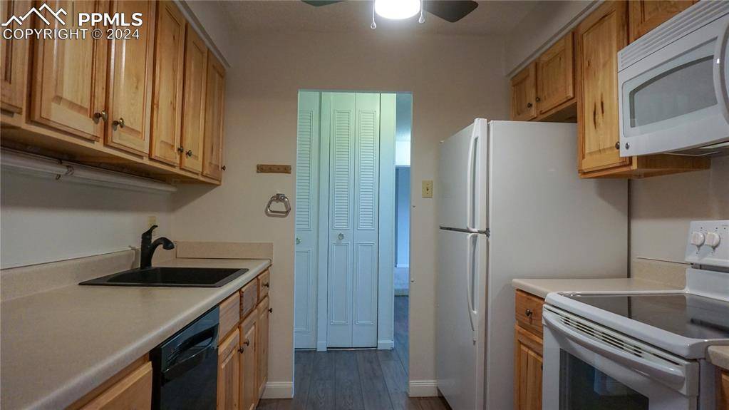 Colorado Springs, CO 80910,411 Lakewood CIR #C407