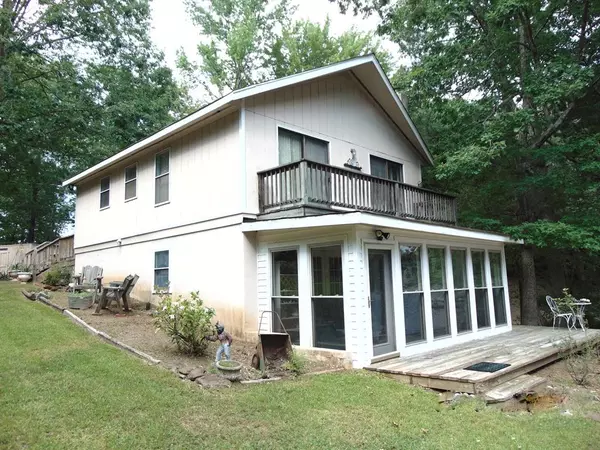 922 Poplar Creek Rd., Bracey, VA 23919