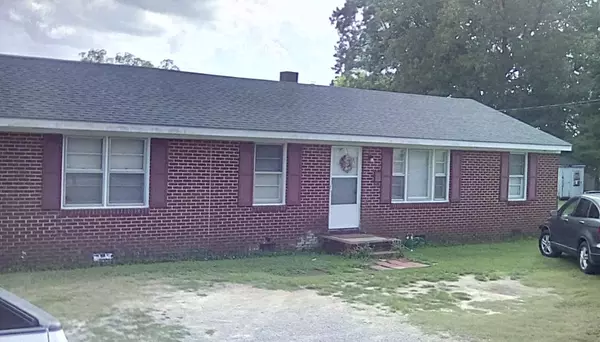 1511 East 4th Avenue, Roanoke Rapids, NC 27870