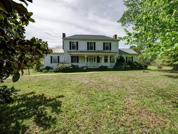 582 Jefferson Street, Boydton, VA 23917