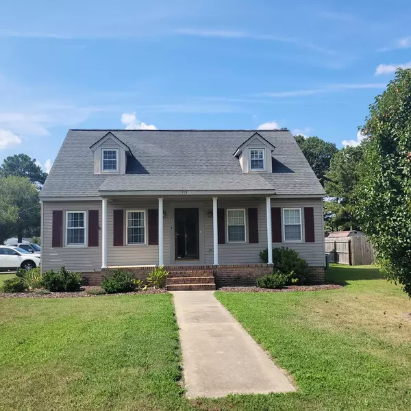 1119 Carolina Avenue, Roanoke Rapids, NC 27870