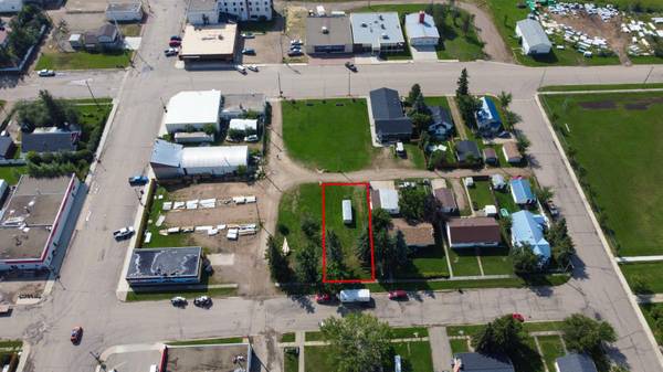 15 2 AVE Northwest, Mclennan, AB T0H 2L0