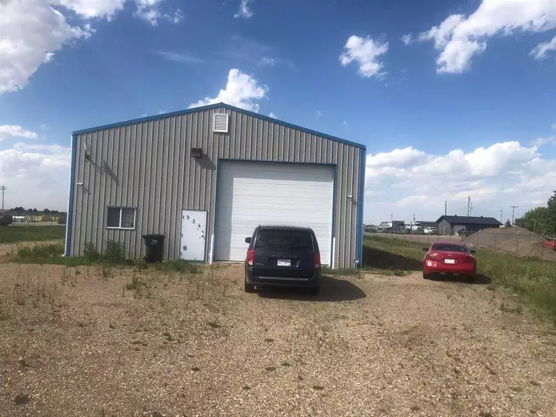 924 5 AVE, Bassano, AB T0J 0B0