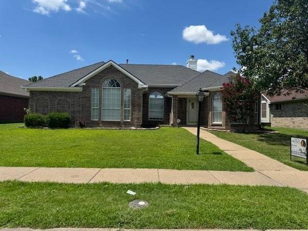 2327 Stillwater Drive, Mesquite, TX 75181