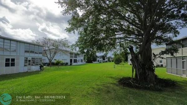 Deerfield Beach, FL 33442,155 Farnham G  #155