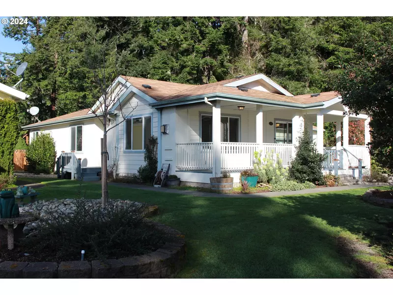 121 JENSEN WAY, Lakeside, OR 97449