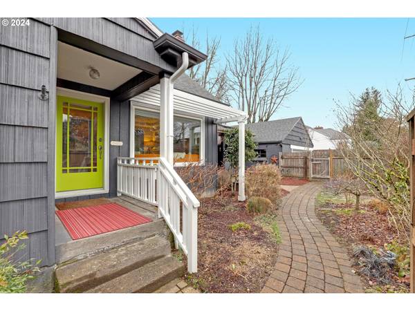 6605 NE FREMONT ST, Portland, OR 97213