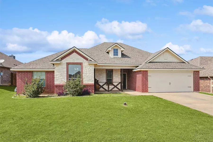 2513 Goodnight Trail, Sanger, TX 76266