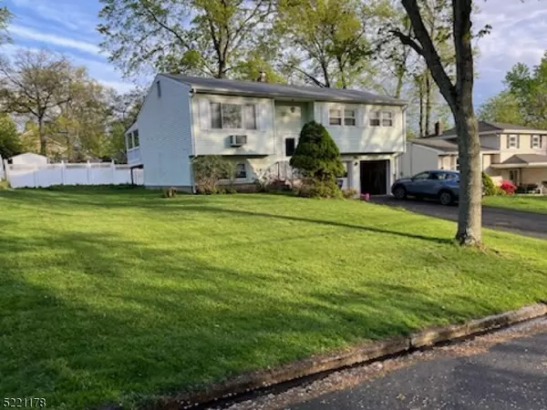 50 Montrose Ave, Fanwood Boro, NJ 07023