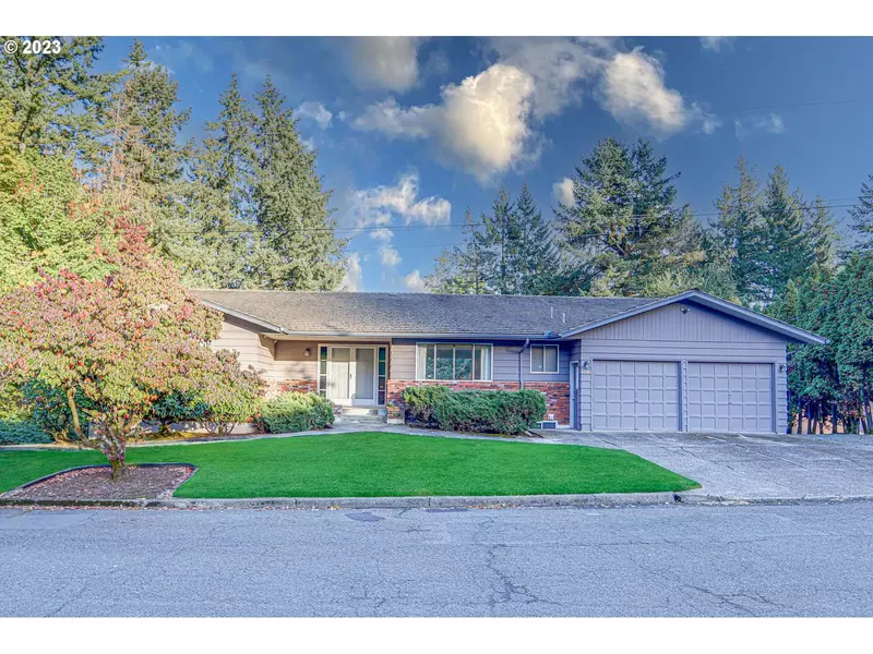 15546 SE GREEN HILLS CT, Happy Valley, OR 97086