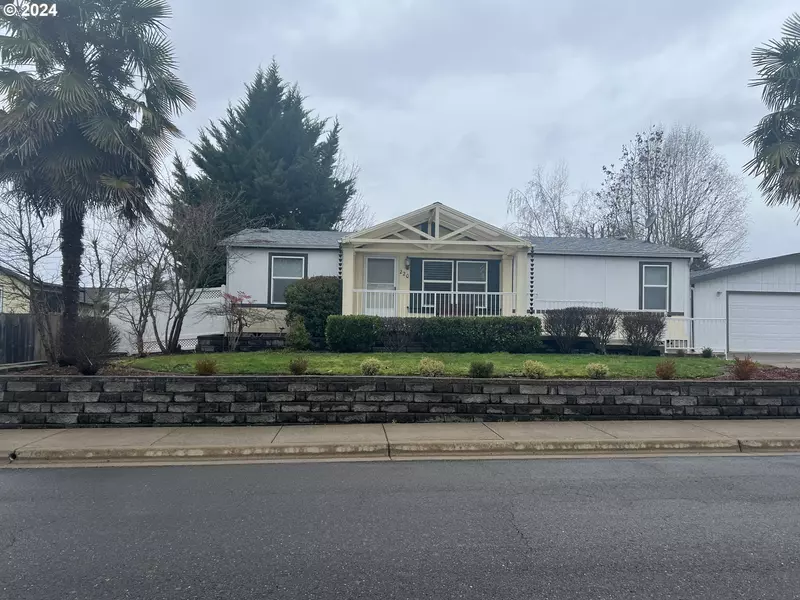 220 NW TIMOTHY AVE, Winston, OR 97496