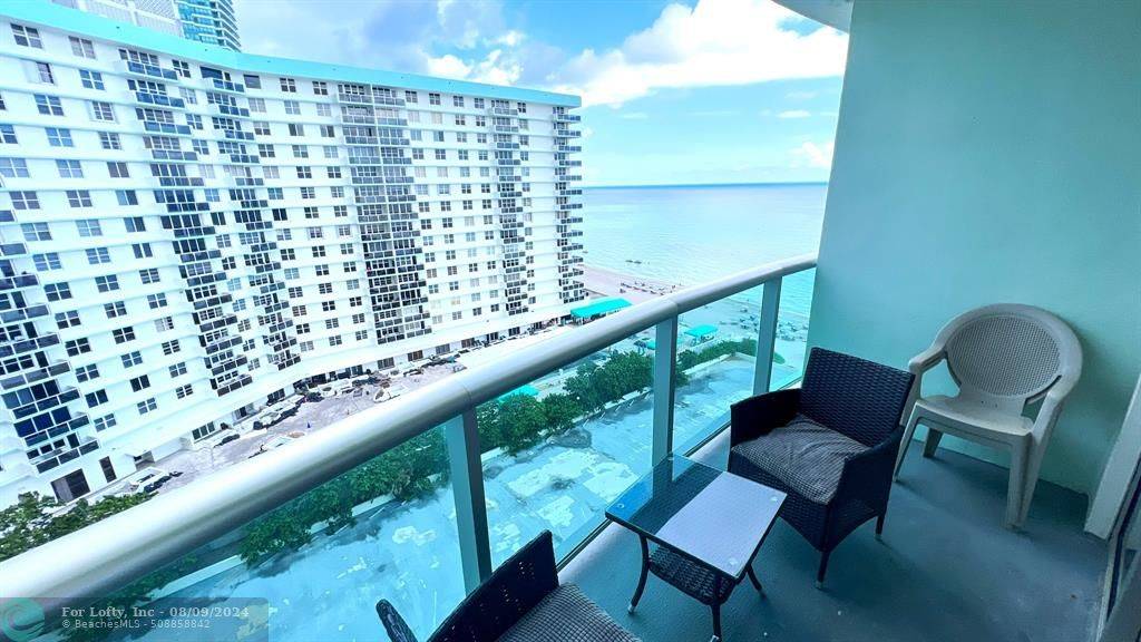 Hollywood, FL 33019,3801 S Ocean Dr  #11C