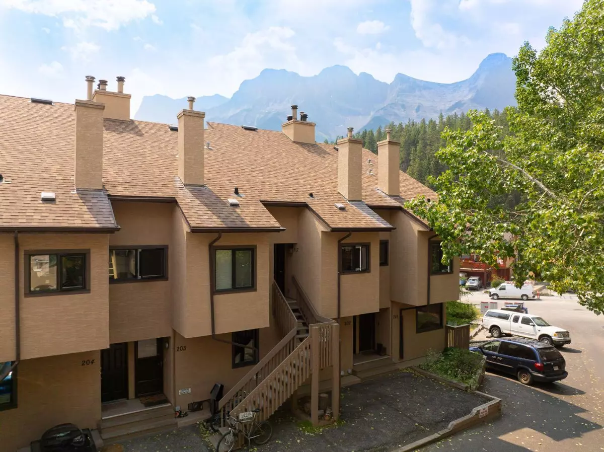 Canmore, AB T1W2W1,200 Three Sisters DR #213