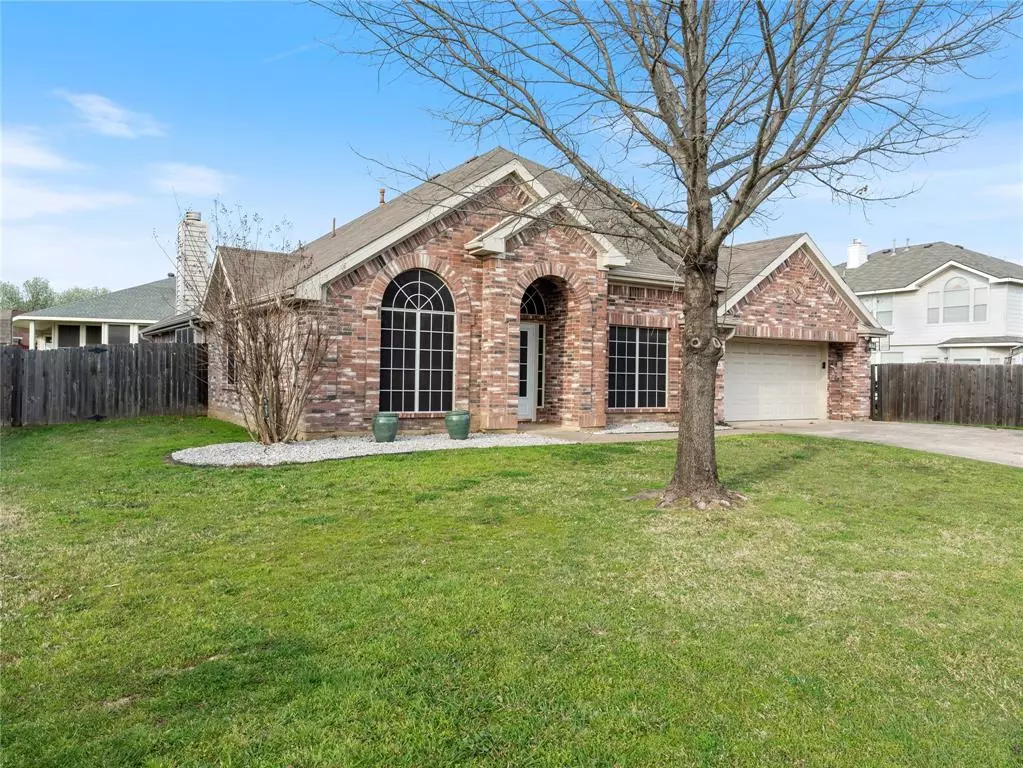 Arlington, TX 76001,1205 Golden View Court