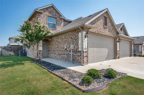 Sanger, TX 76266,5000-5002 Villas Drive