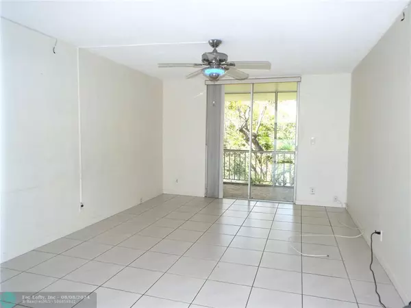 Deerfield Beach, FL 33441,777 SE 2nd Ave  #309B