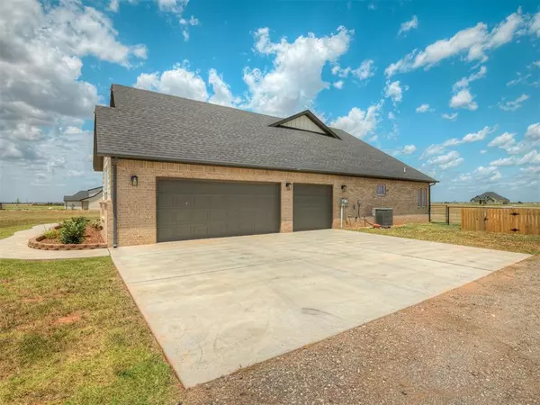 Piedmont, OK 73078,7550 Avondale Ln NE