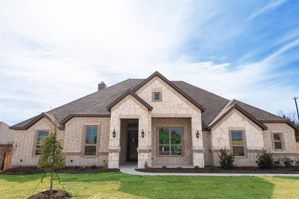 6813 Fire Dance Drive, Benbrook, TX 76126