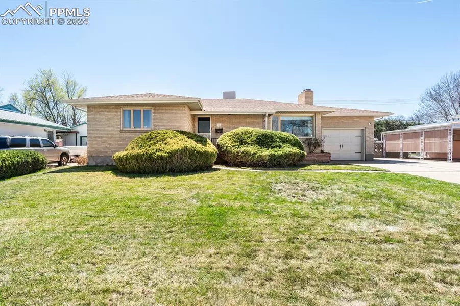 38 Amherst AVE, Pueblo, CO 81005