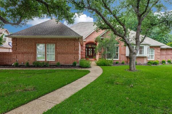 344 Leeward Circle, Azle, TX 76020