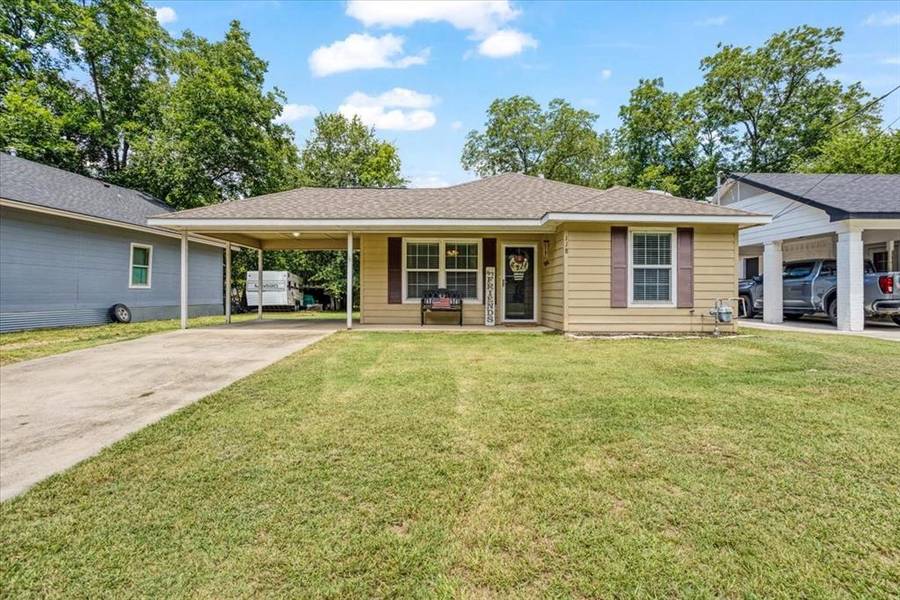 118 W 10th Street, Bonham, TX 75418