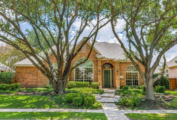 704 Twin Creeks Drive,  Allen,  TX 75013