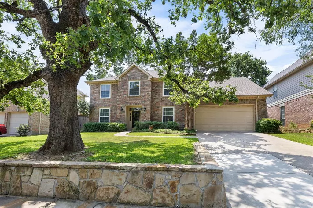 Grapevine, TX 76051,2137 Brentcove Drive