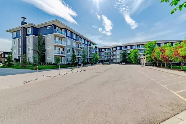 Calgary, AB T3N 0Y5,76 Cornerstone Passage NE #1135