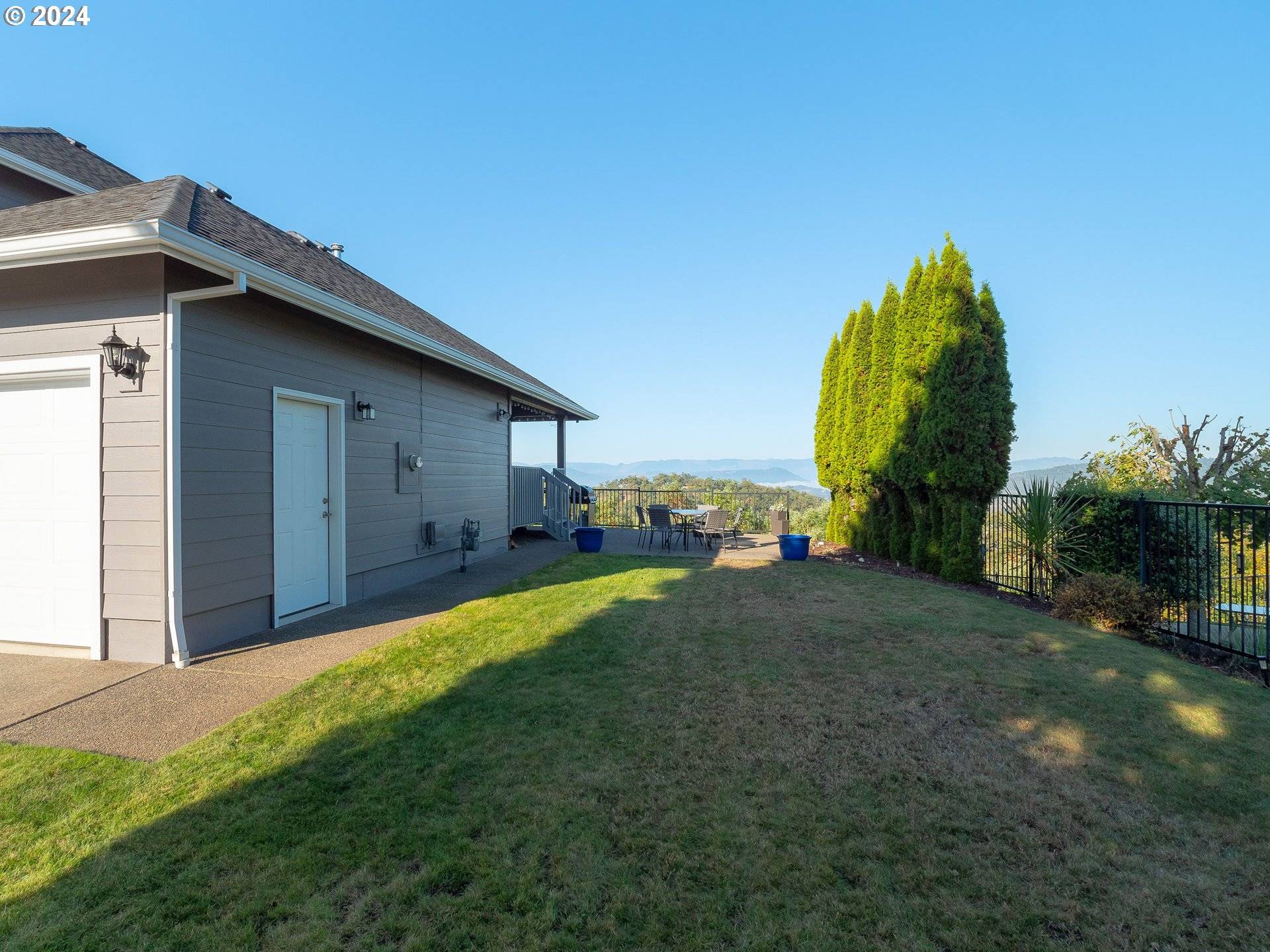 Roseburg, OR 97470,1020 NE GRANITE RIDGE ST