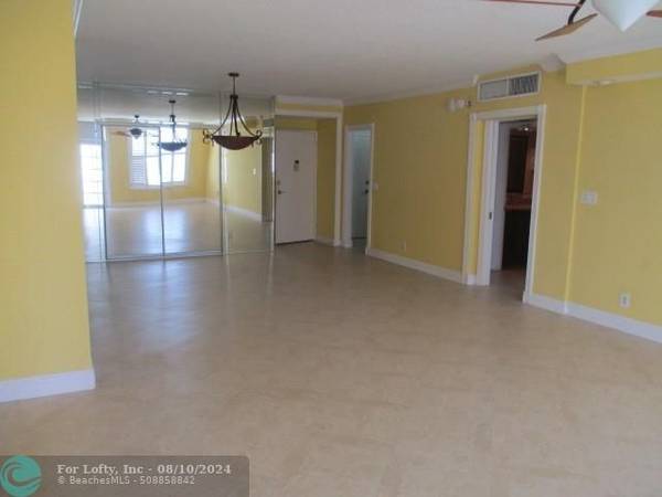 Boca Raton, FL 33432,2851 S Ocean Blvd  #6V